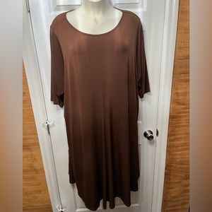 Roamon’s Brown Stretch Dress with 3/4 Sleeves